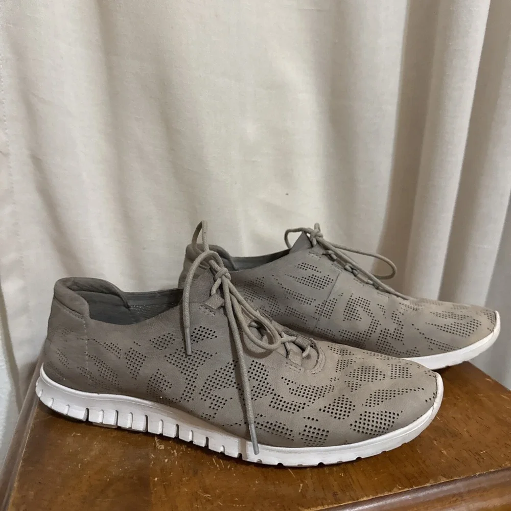 Cole Haan Zerogrand Womens Size 8 Gray‎ Laser Perforated Trainer Casual Shoes